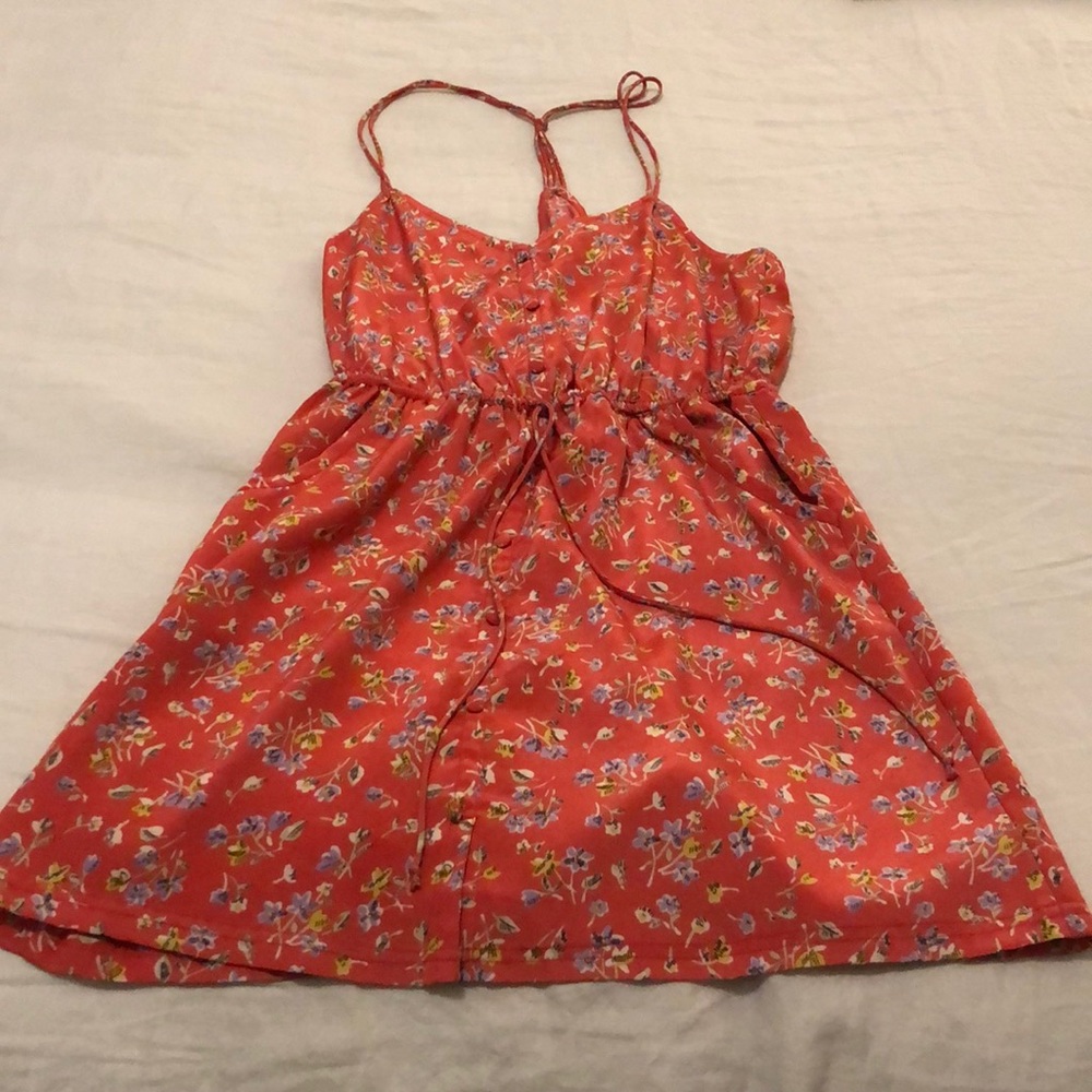 Fun and flowy floral print dress